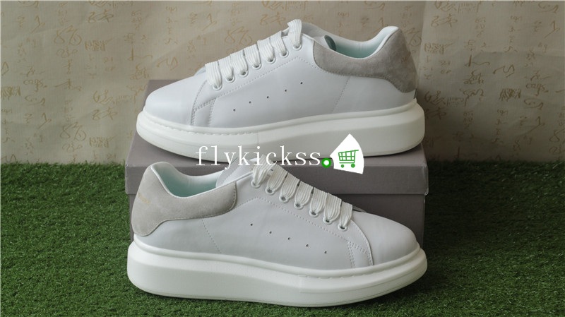 Alexander Mcqueen Sneaker White Grey Suede